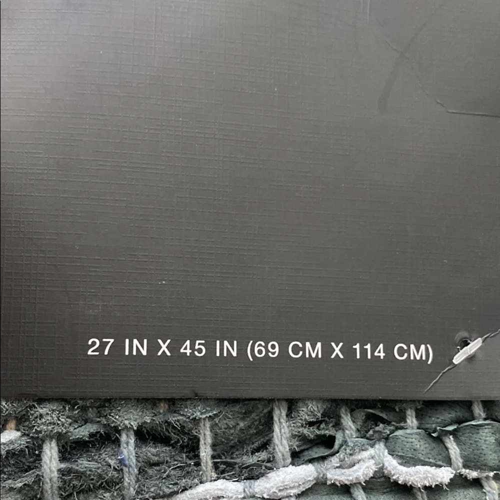 BCBGMAXAZRIA Black and Gray Leather/Cotton Accent Rug (27 x 45)